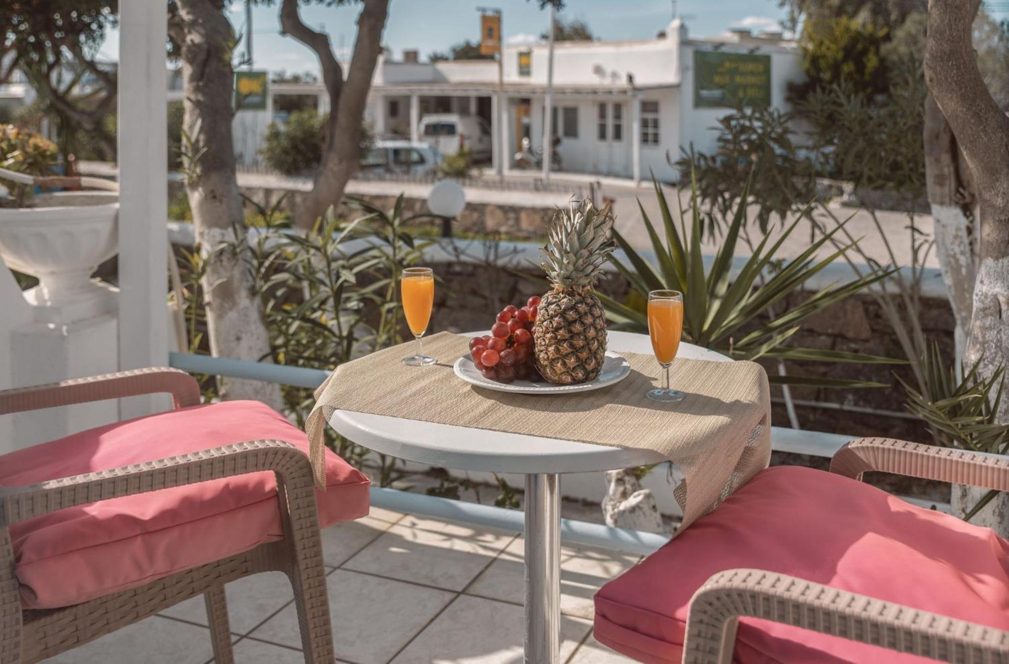 Dibellee Mykonos Studios Glastros  Bagian luar foto