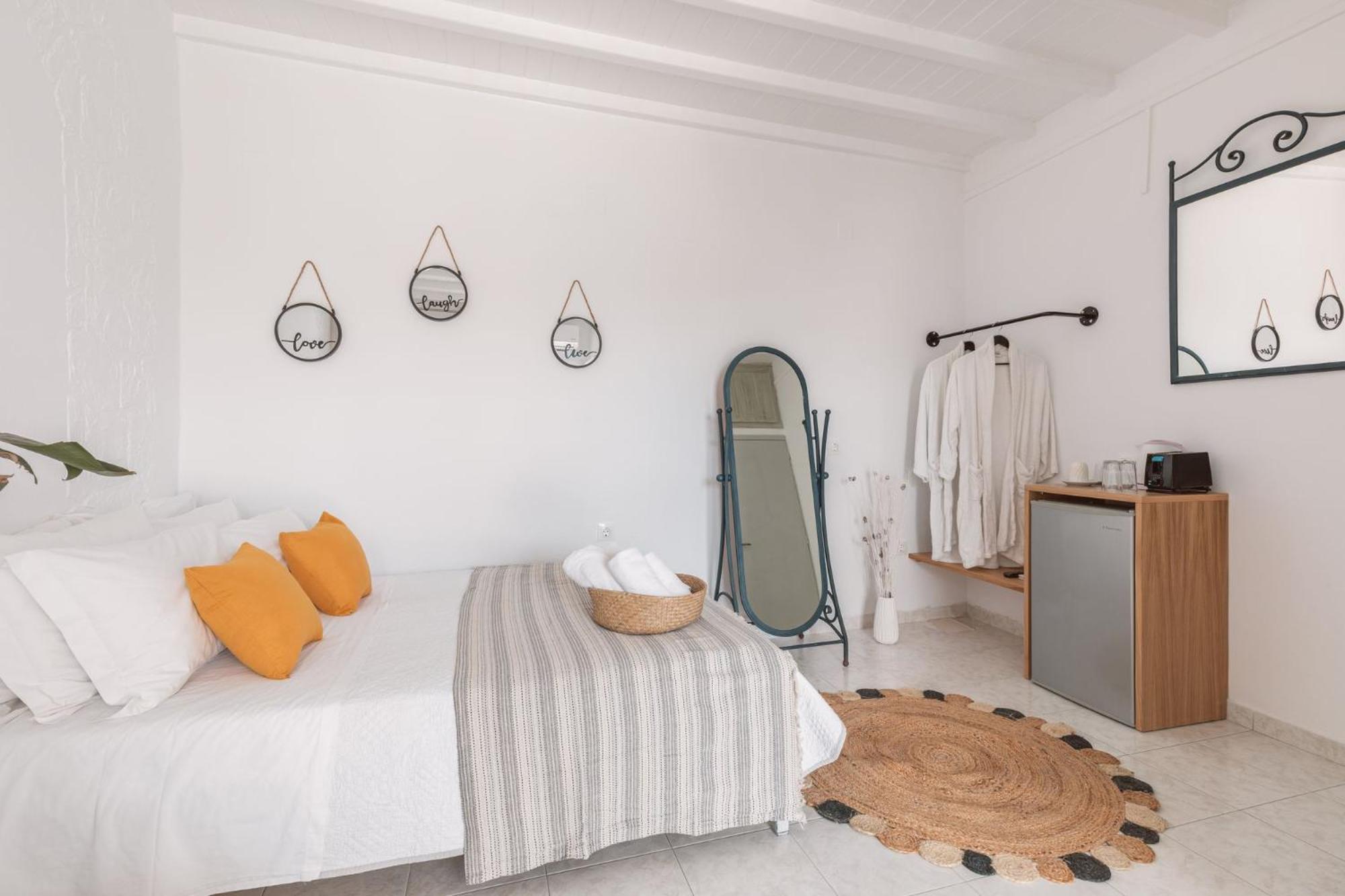 Dibellee Mykonos Studios Glastros  Bagian luar foto