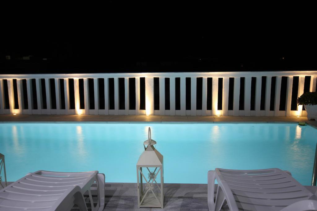 Dibellee Mykonos Studios Glastros  Bagian luar foto